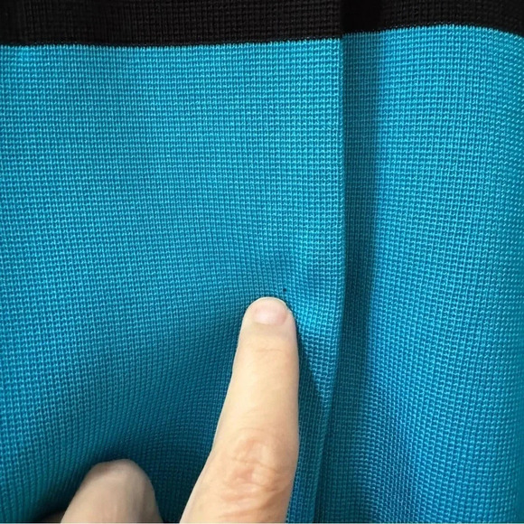 Exclusively Misook Color block Snap Front Knot Cardigan Sweater Size Medium - Picture 5 of 7